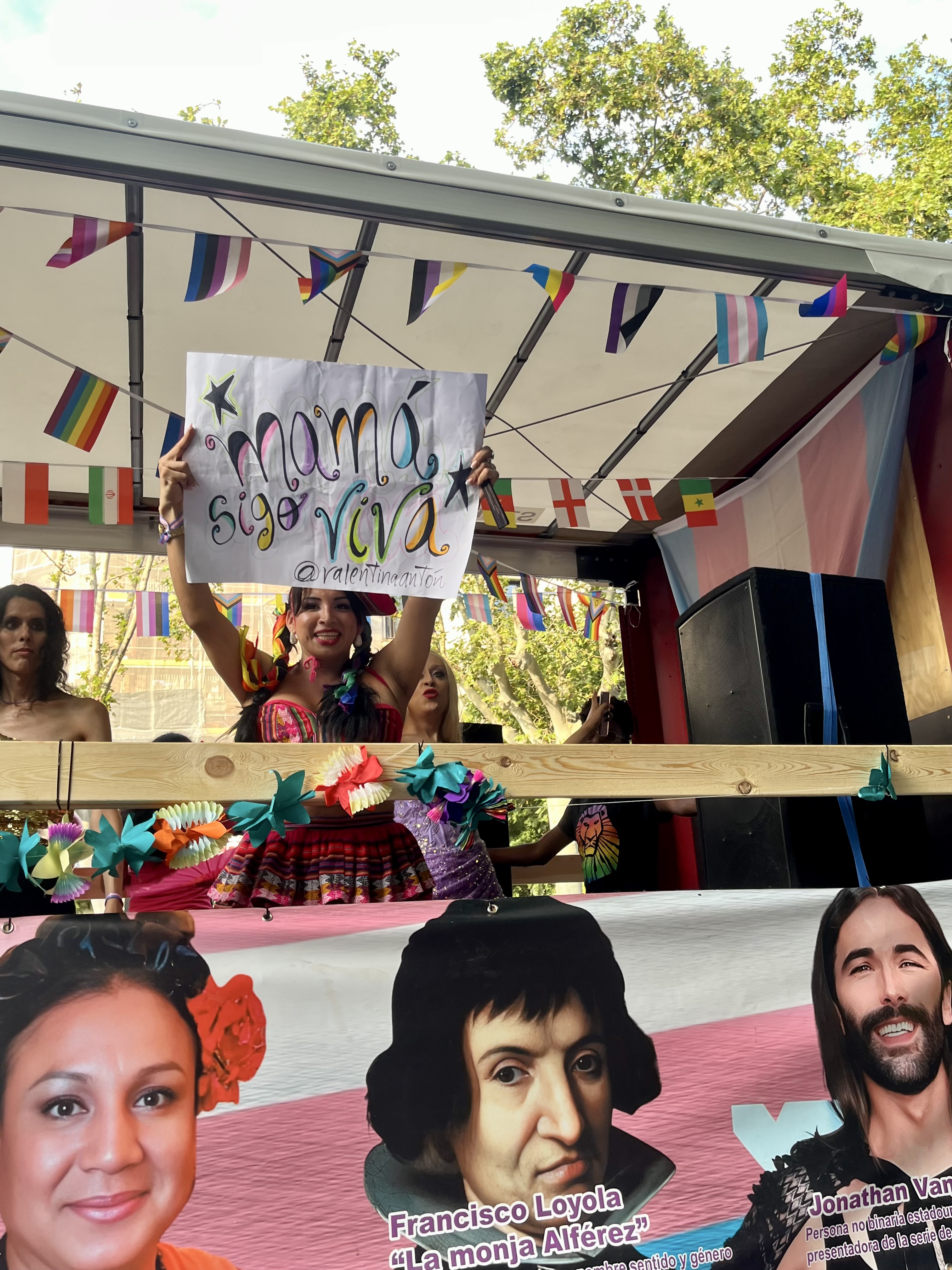 A handmade sign at Barcelona Pride 2025